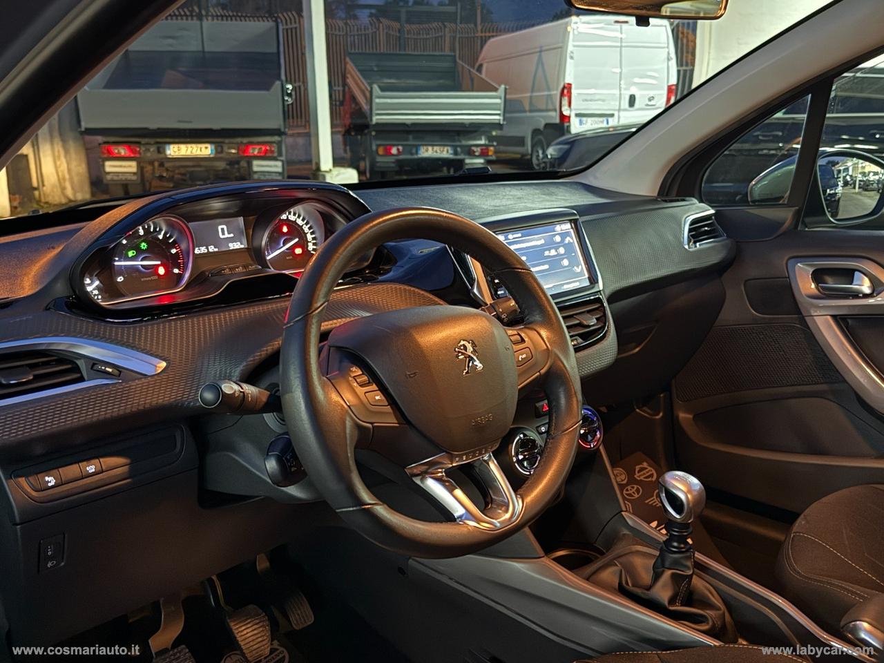 PEUGEOT 2008 BlueHDi 100 S&S Allure