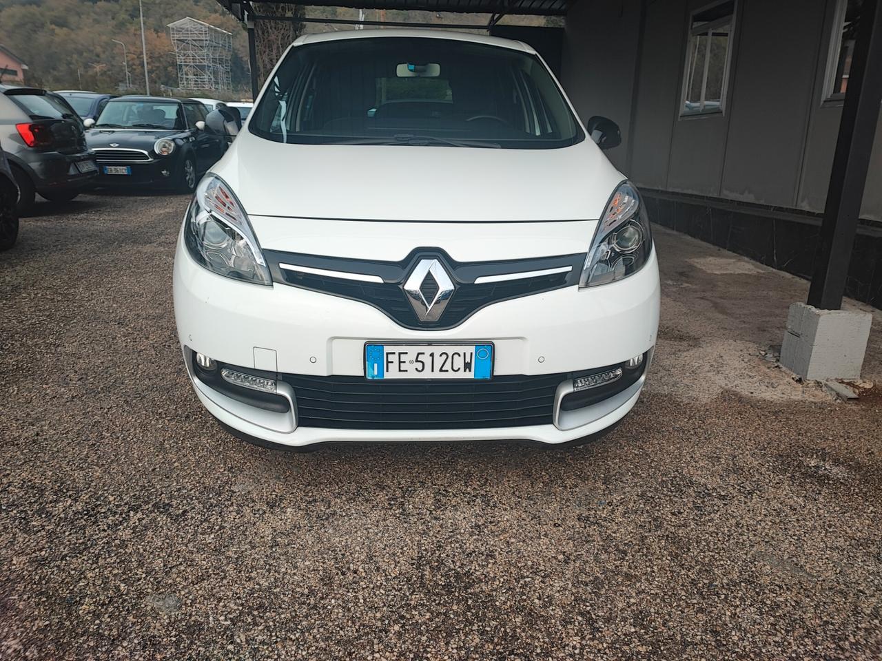 Renault Scenic Scénic XMod dCi 110 CV EDC Bose