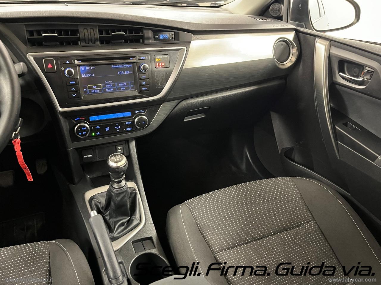 TOYOTA Auris STATION VAGON 5 PORTE 1.4D Active CONSUMI MOLTO BASSI