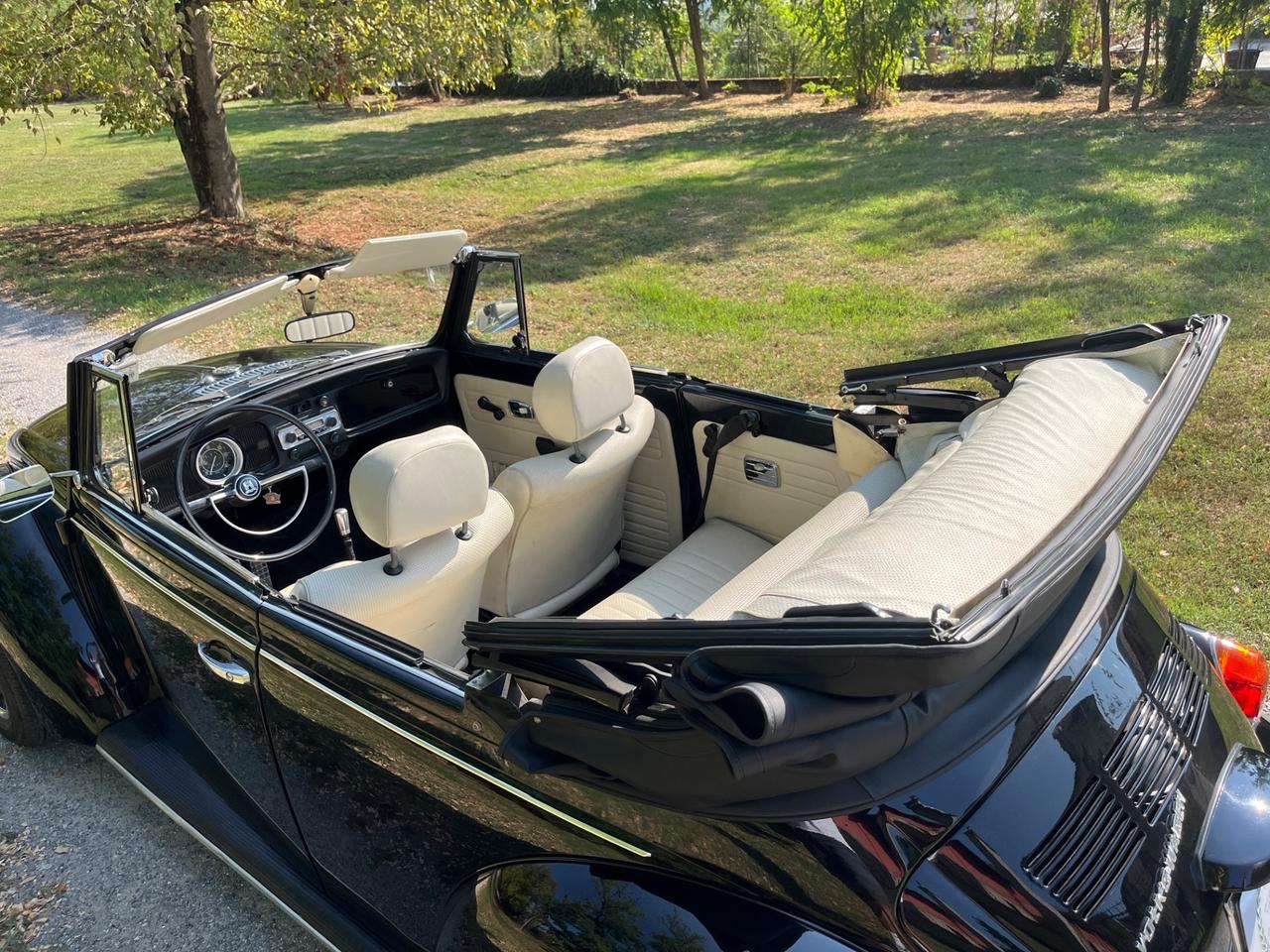 Volkswagen Maggiolino Maggiolone 1302 cabriolet