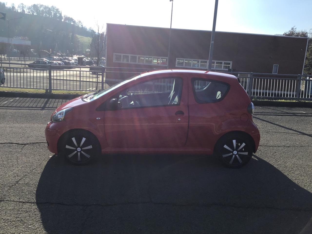 Toyota Aygo 1.0 12V VVT-i 3 porte Sol