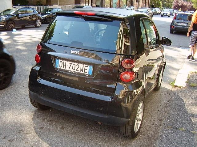 Smart ForTwo 1000 52 kW coupé pure