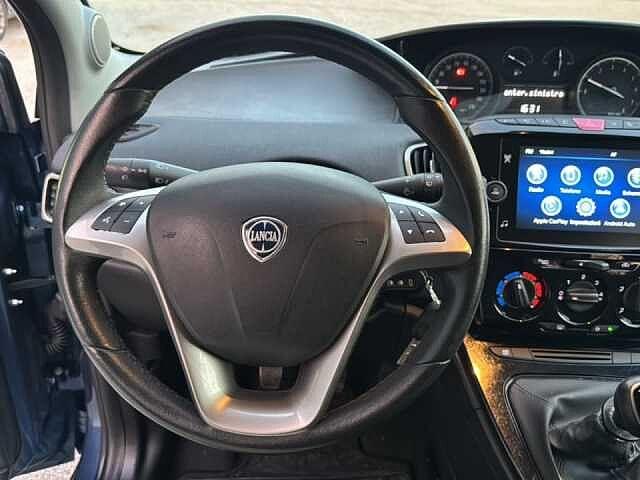 Lancia Ypsilon 1.0 FireFly 5 porte S&S Hybrid Ecochic Gold