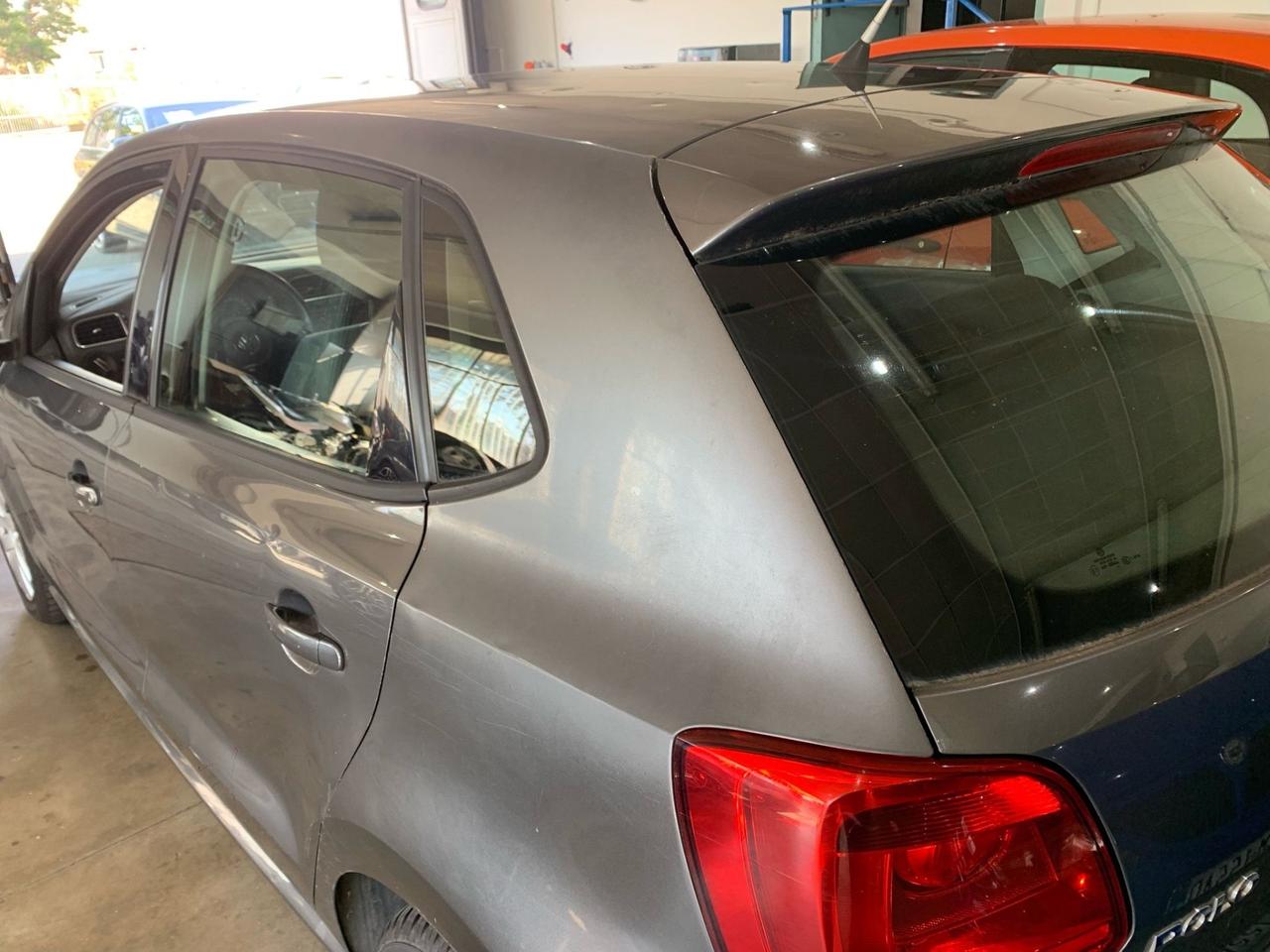 Volkswagen Polo 1.4/80CV 16V 5p. Sportline