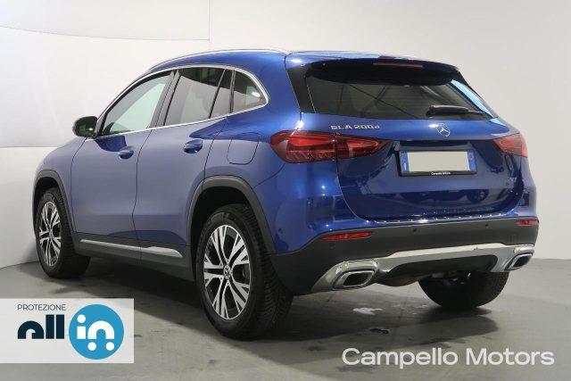 MERCEDES-BENZ GLA 200 GLA 200 d Progressive Advanced auto