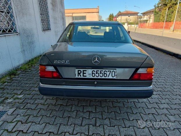 Mercedes E 200 w124 berlina