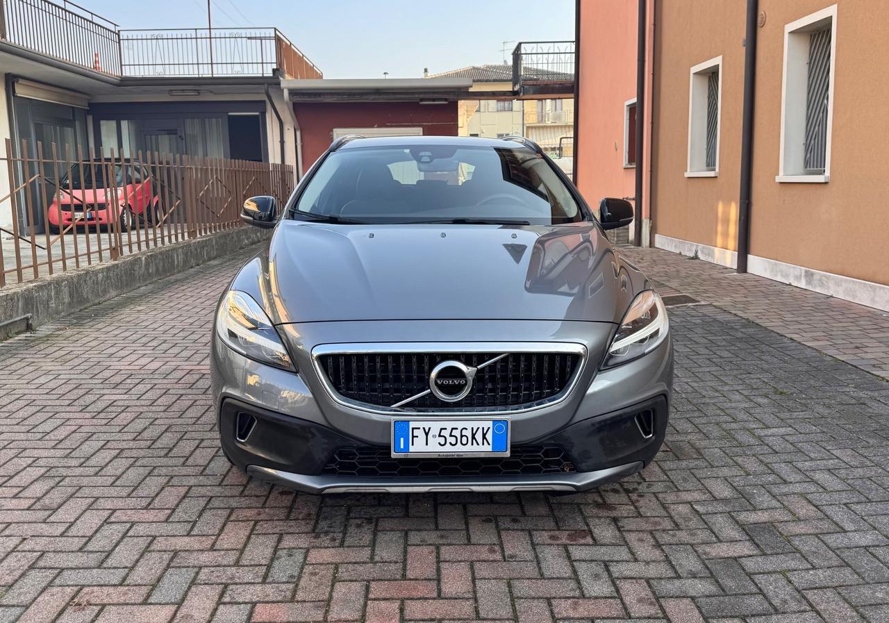 Volvo V40 Cross Country D2 Business Plus