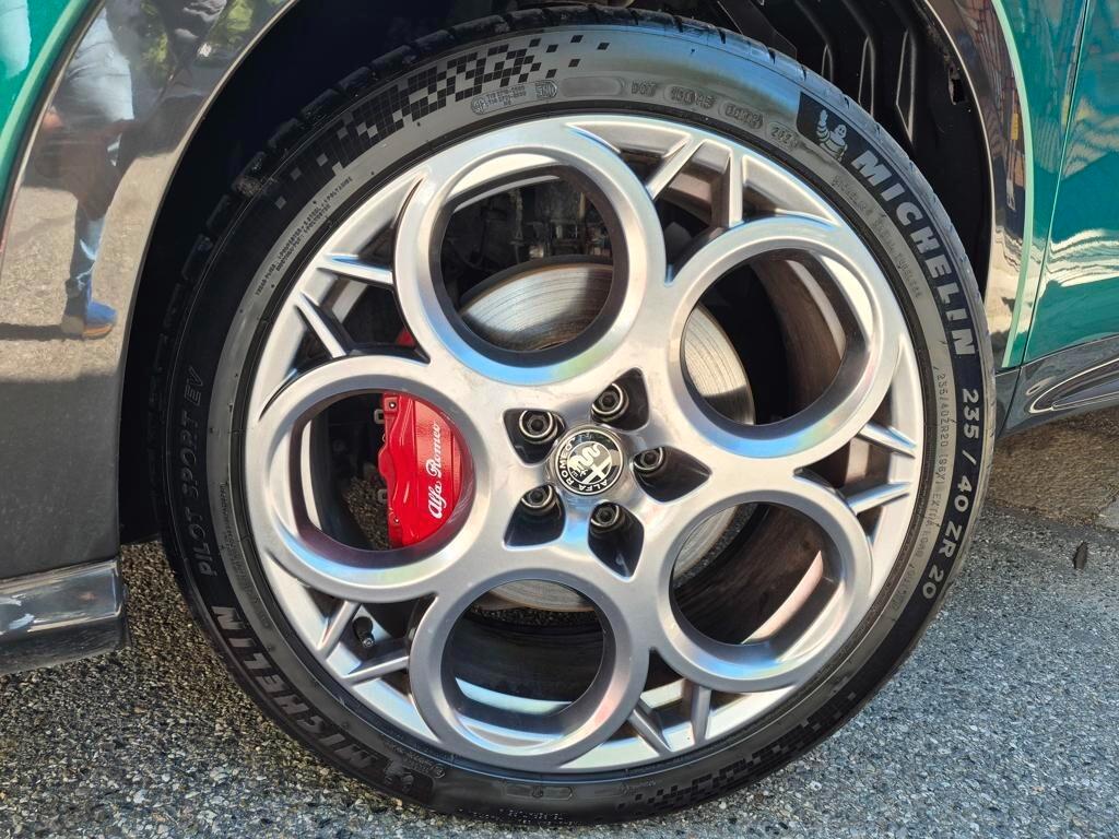 Alfa Romeo Tonale 1.3 280 CV PHEV AT6 Q4 Veloce