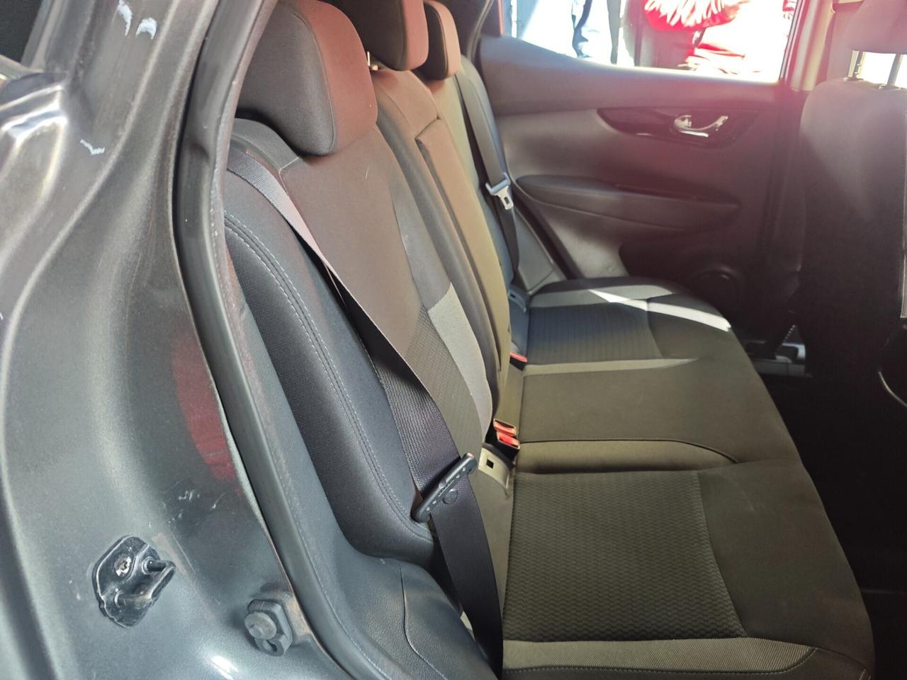 Nissan Qashqai 1.3 DIG-T 140 CV Business