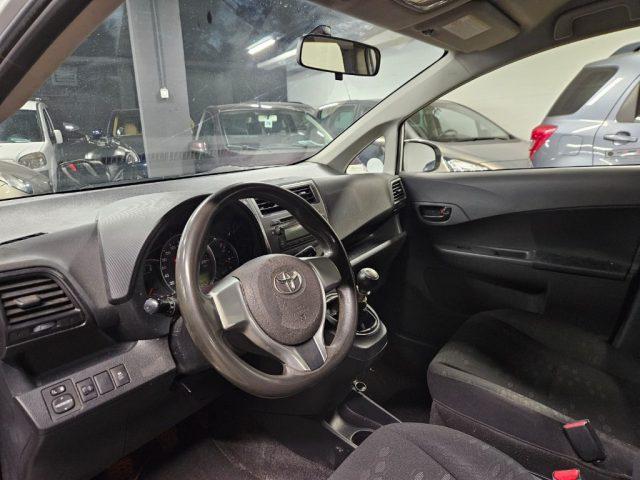 TOYOTA Verso-S 1.3