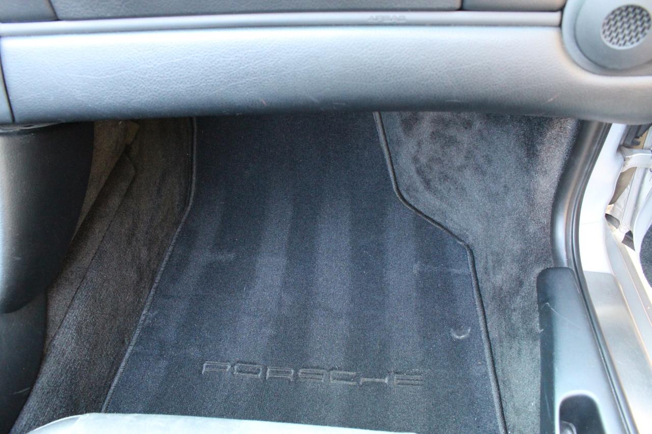 Porsche Boxster 2.7i 24V cat