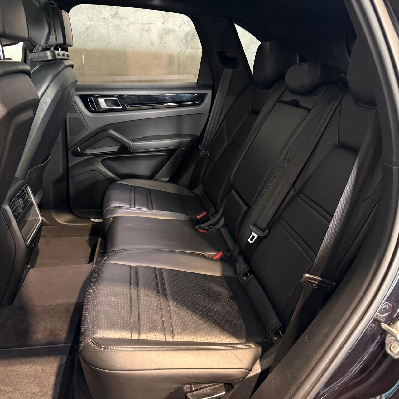 Porsche Cayenne 3.0 V6 BENZINA TIPTRONIC FULL OPTIONALS