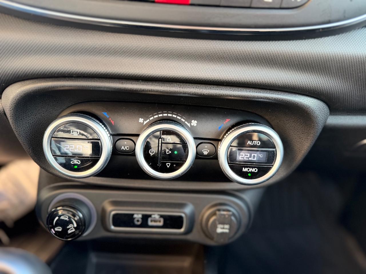 Fiat 500L 1.3 Multijet 95 CV Dualogic Cross AUTOMATICA PARI AL NUOVO