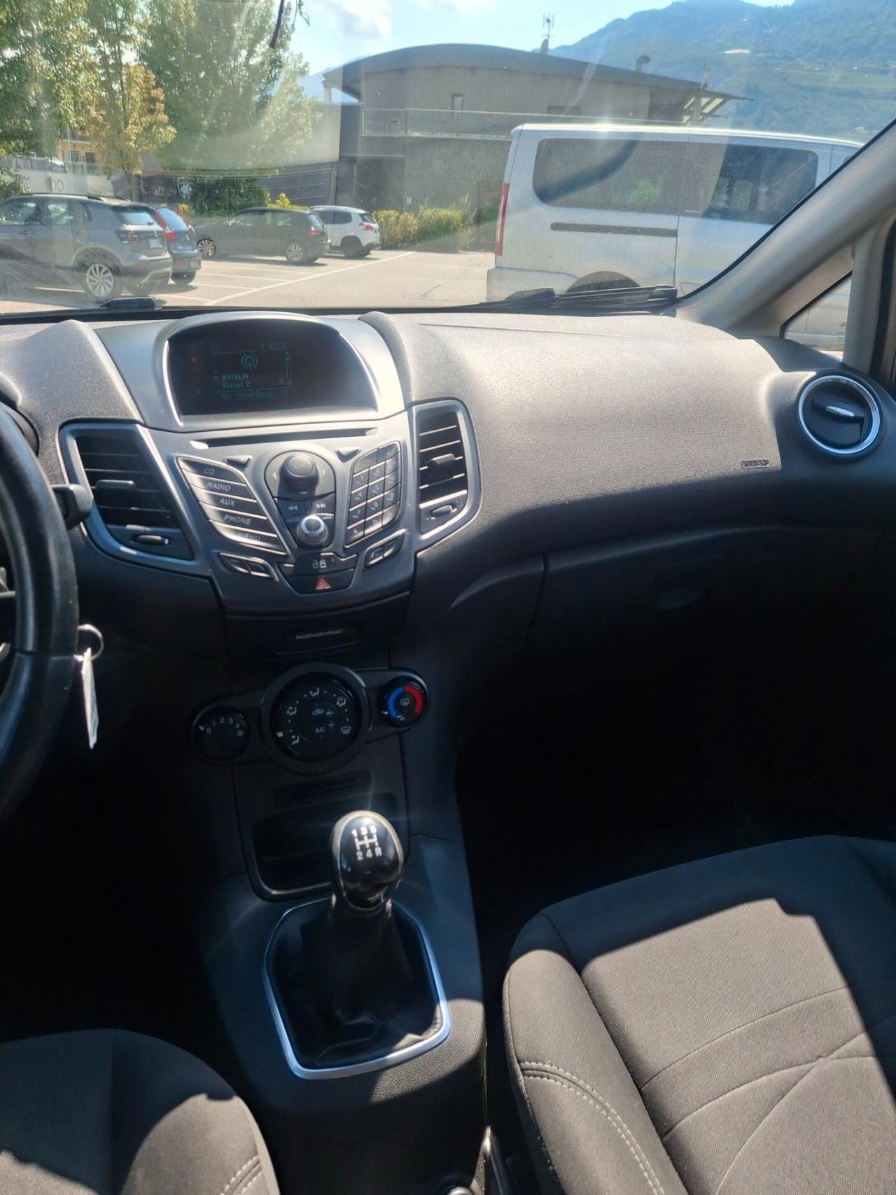 Ford Fiesta 1.5 TDCi 75CV 5 porte Titanium
