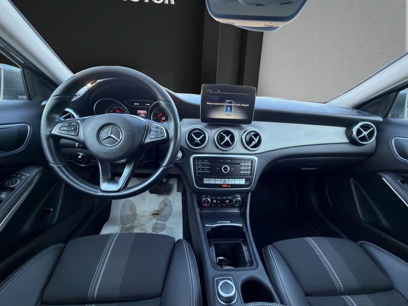 Mercedes-Benz GLA GLA 200d Sport 4matic