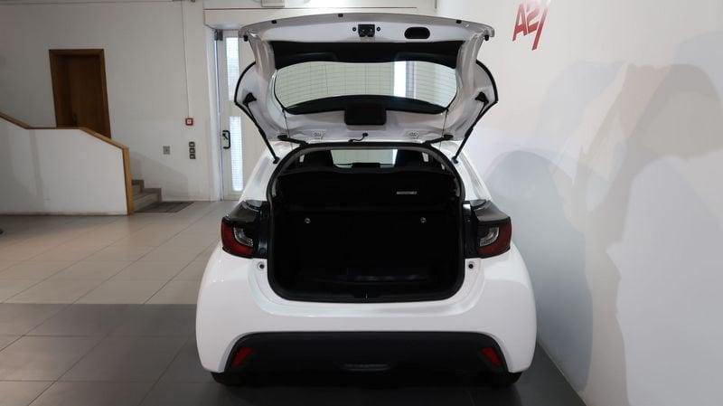 Toyota Yaris Yaris 1.5h Business # CLIMA AUTOMATICO-TELECAMERA#