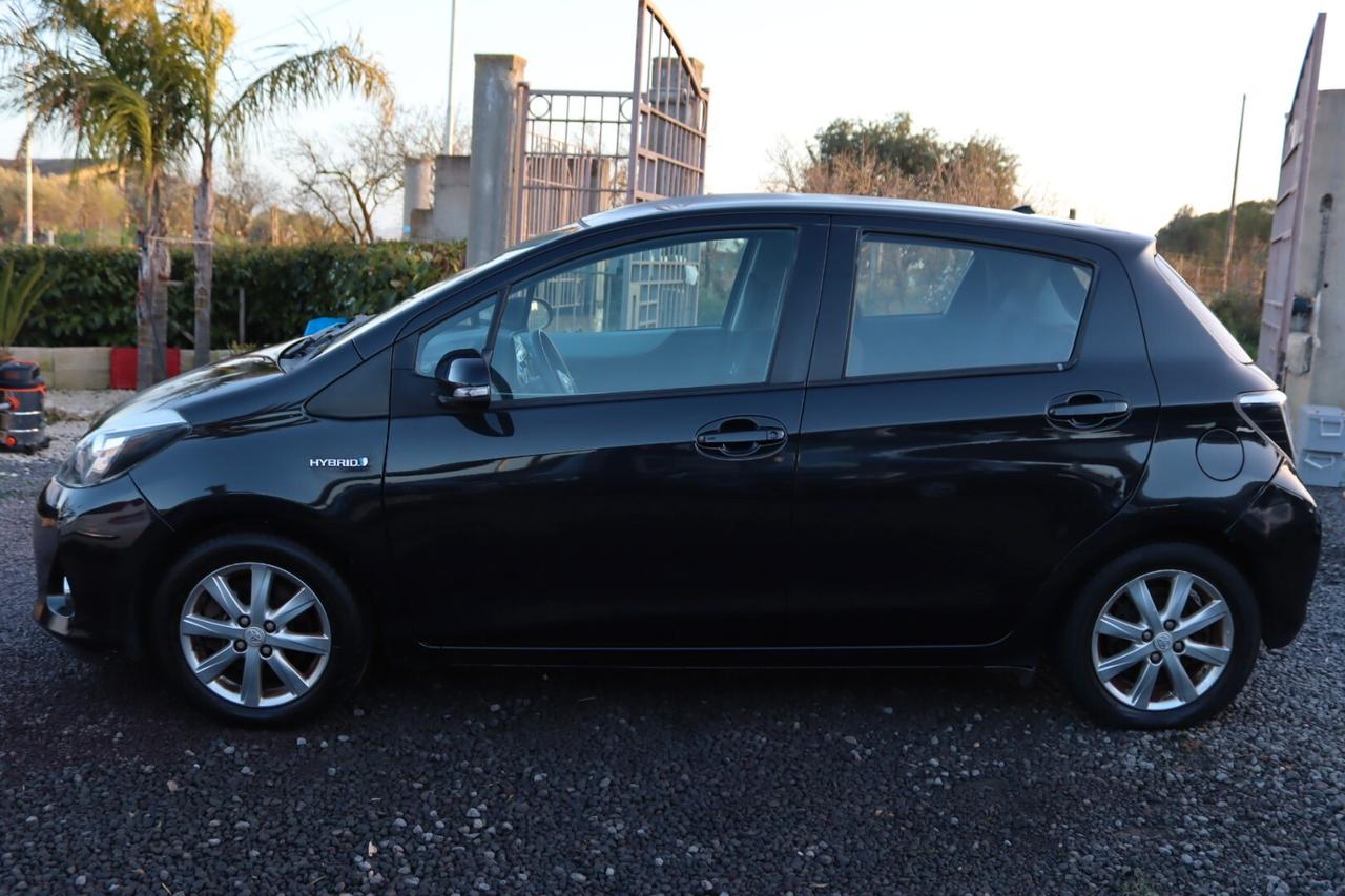 Toyota Yaris 1.5 Hybrid 5 porte Lounge