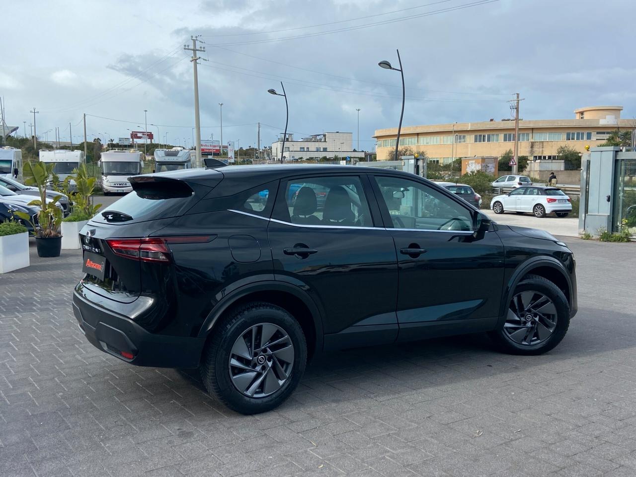 Nissan Qashqai 1.3 mhev Business 2wd 158cv xtronic