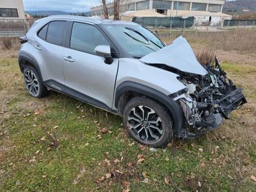 Toyota Yaris Cross 1.5 Hybrid 5p. E-CVT AWD-i Business