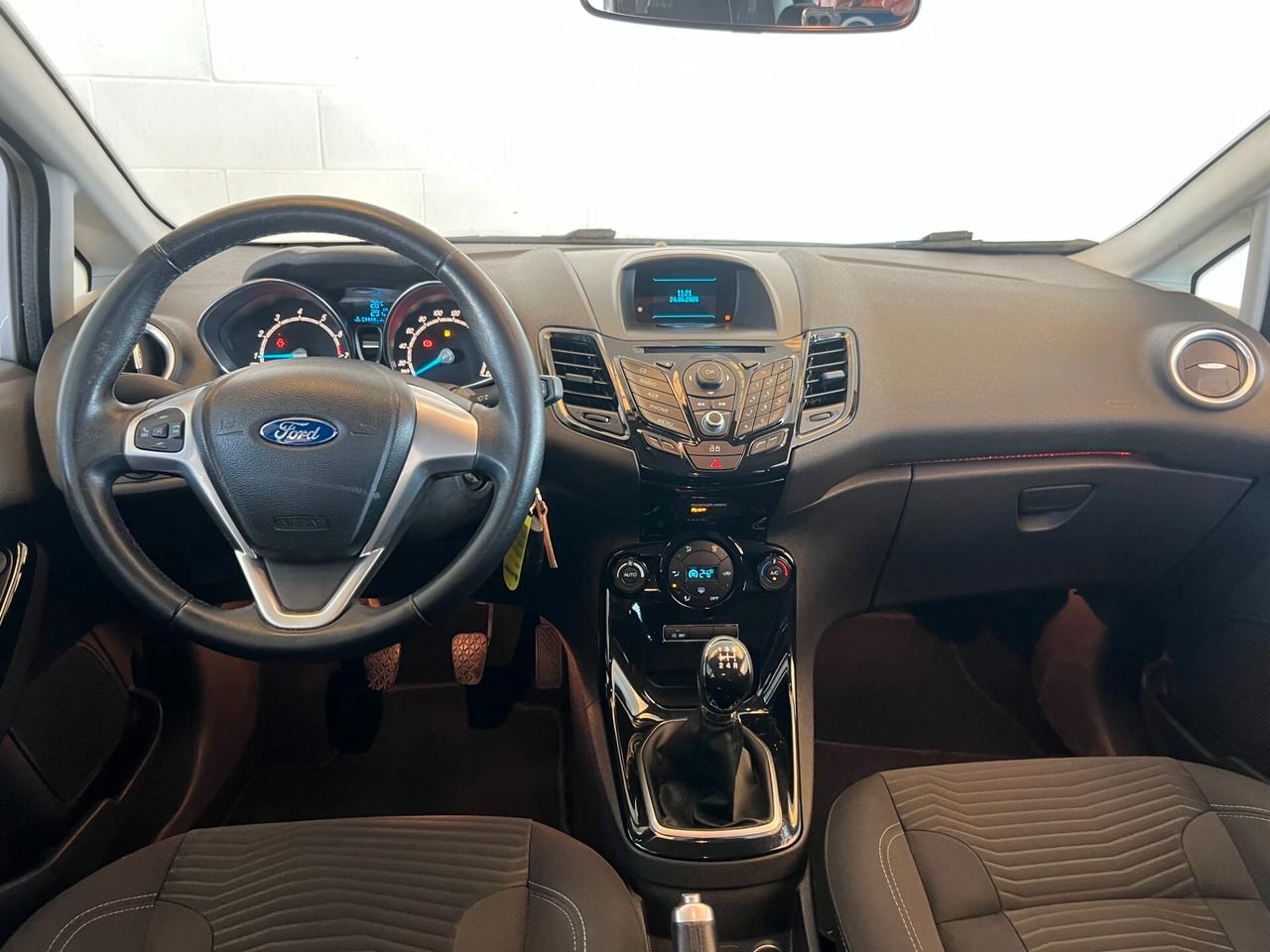 Ford Fiesta 1.0 80CV 5 porte Titanium OK NEOPATENTATI