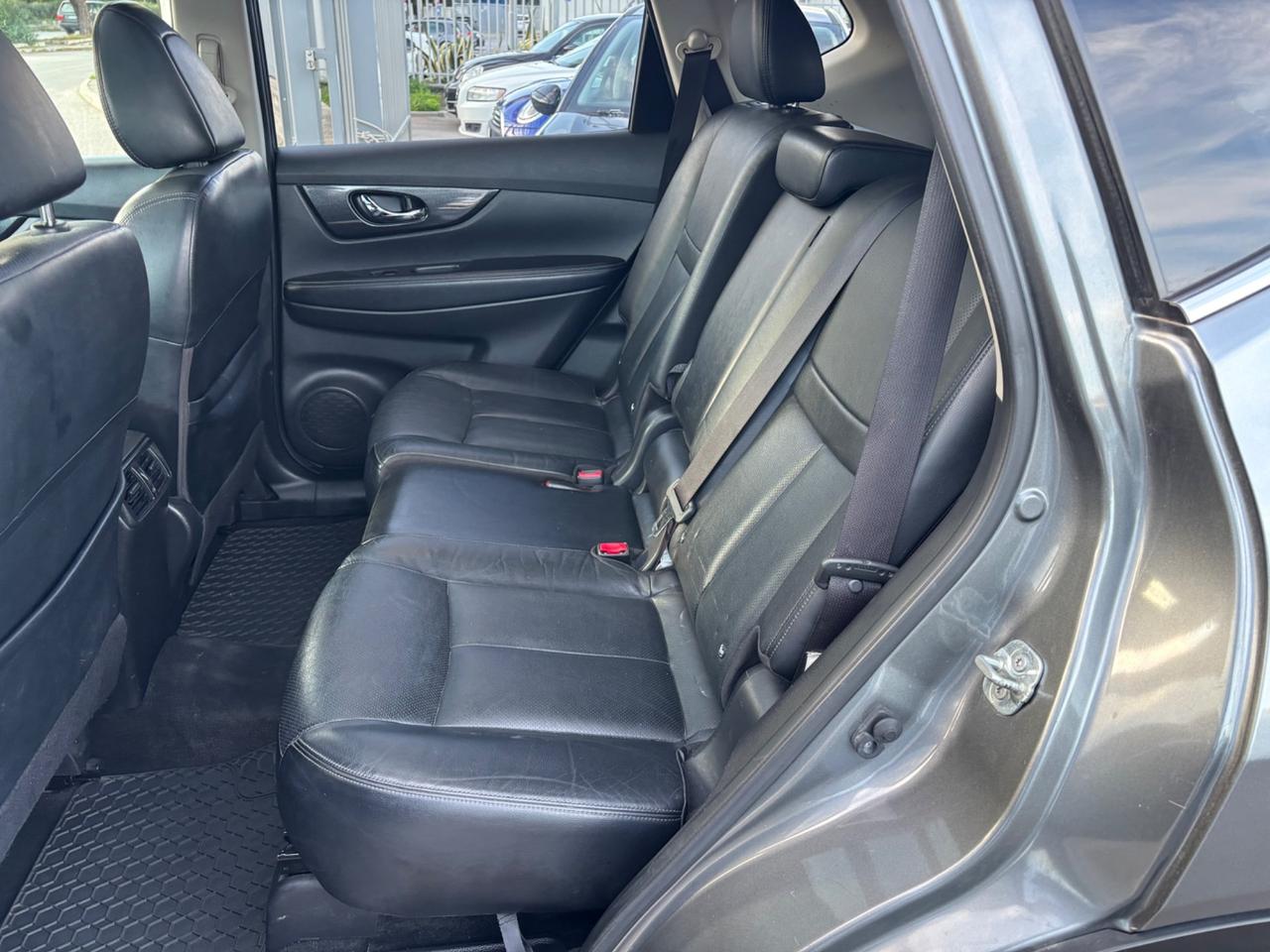 Nissan X-Trail 1.6 dCi 2WD Tekna