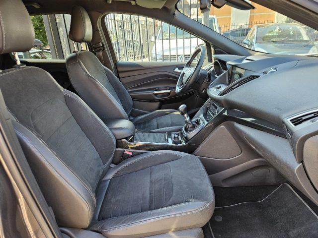 FORD Kuga 1.5 TDCI 120 CV S&S 2WD ST-Line