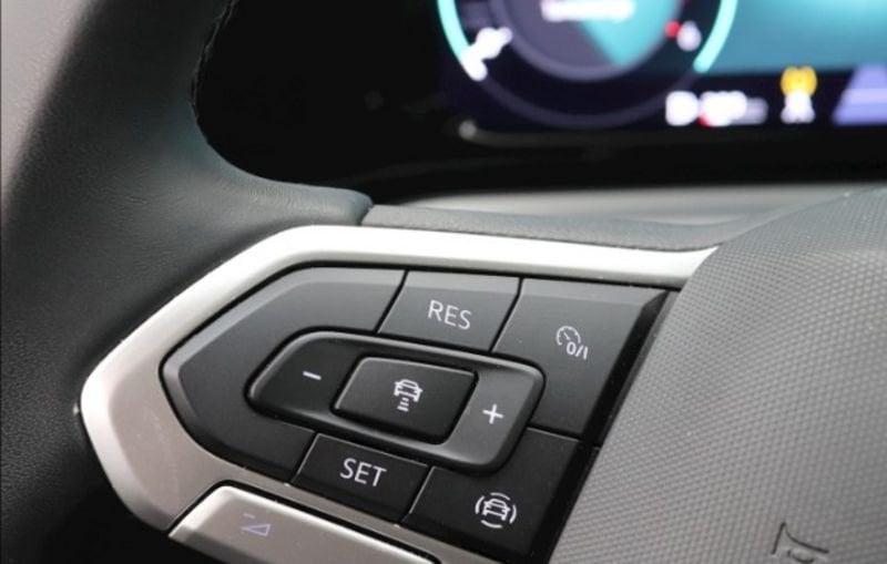 Volkswagen Golf 2.0 TDI Move NAVI LED ACC