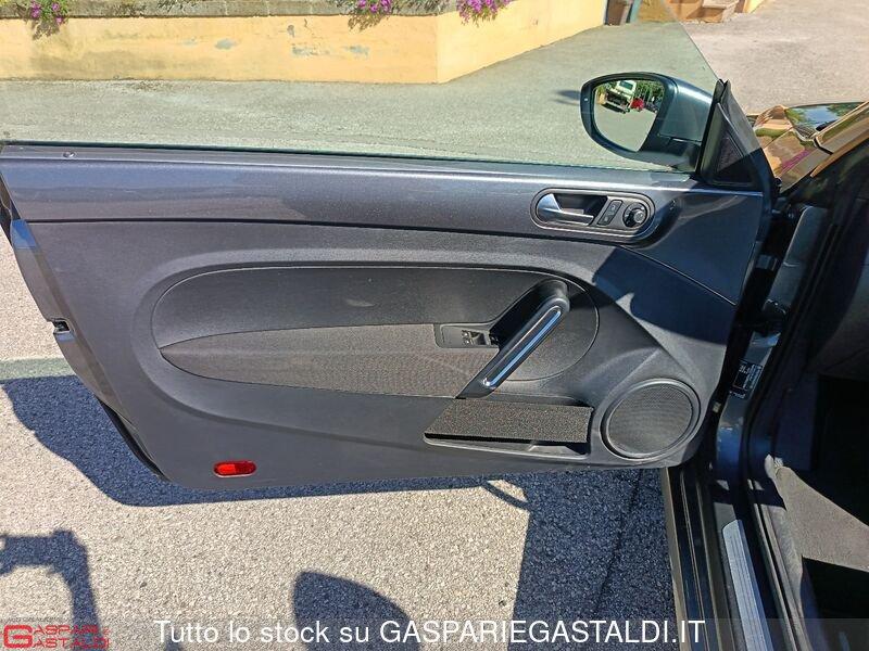 Volkswagen Maggiolino Cabrio 2.0 TDI Design BlueMotion Technology