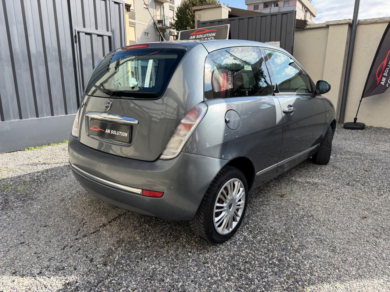 Lancia Ypsilon 1.2 Neopatentati Euro 5