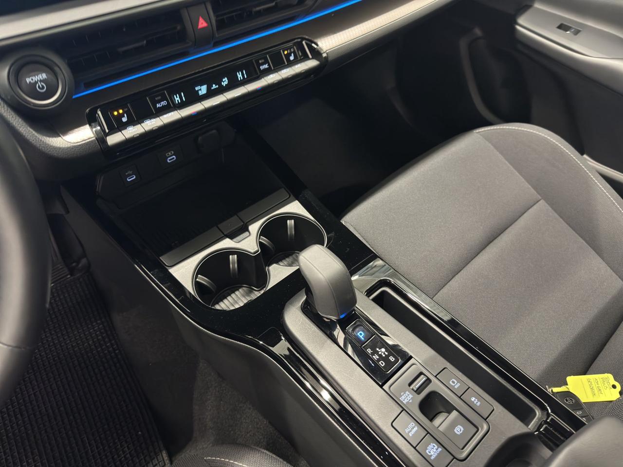 Toyota Prius 2.0 phev Lounge