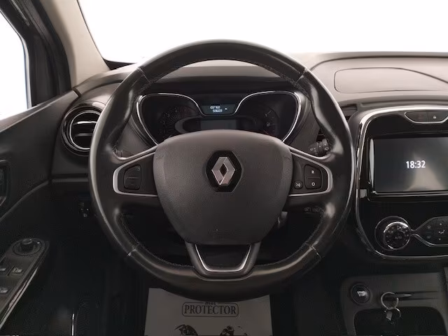 Renualt Captur 1.5 dci Zen 90cv E6 *102.000 KM*