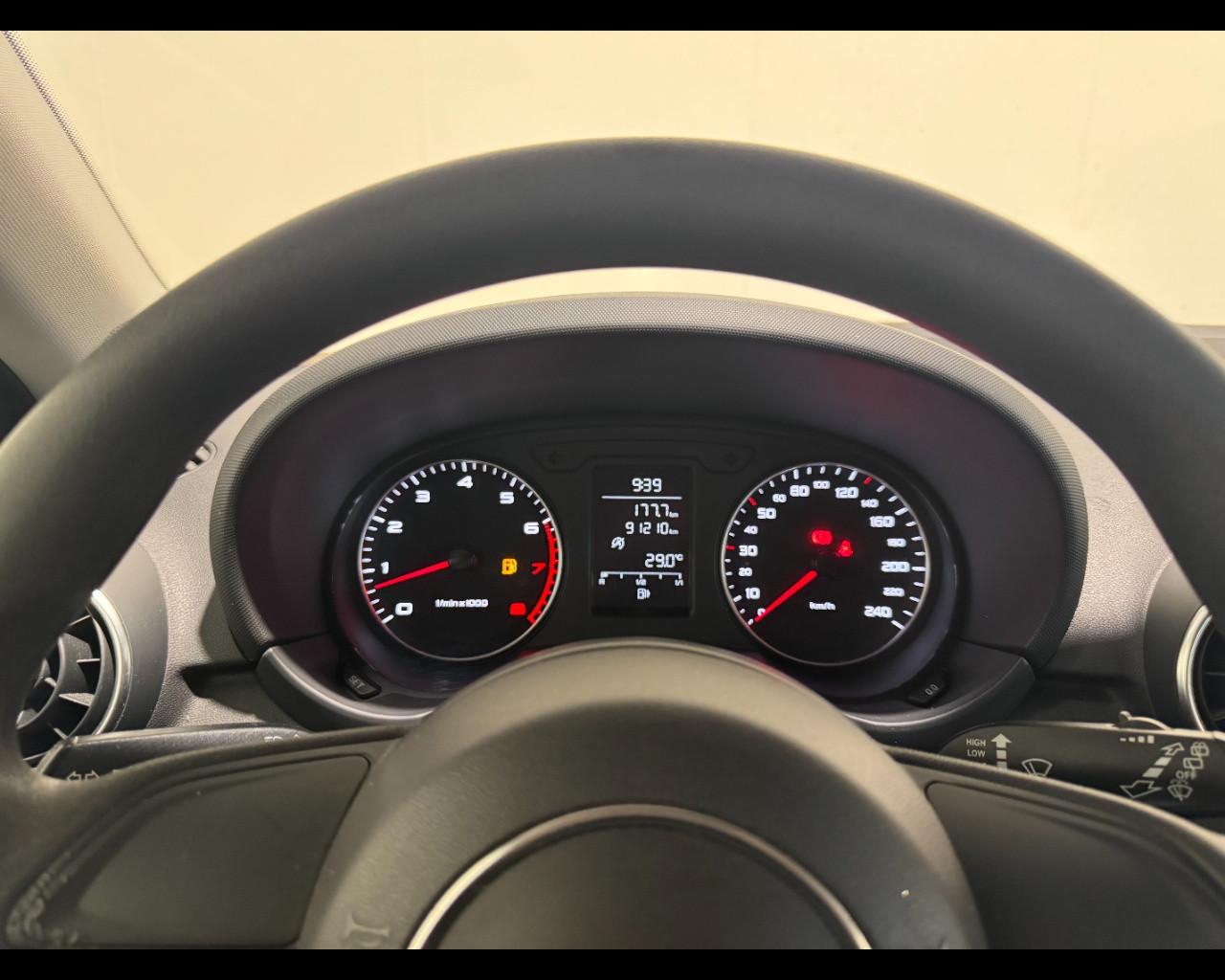 AUDI A1 SPORTBACK 1.2 TFSI ATTRACTION