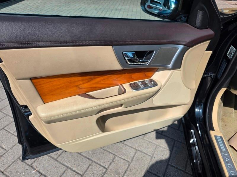 JAGUAR XF 1ª serie (X250) XF 3.0 D V6 Premium...