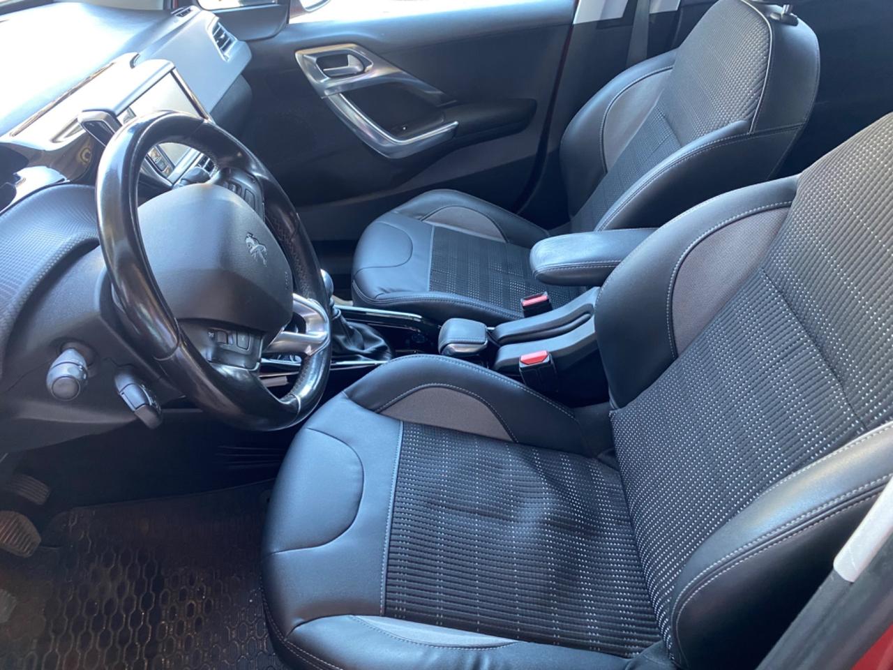 Peugeot 2008 BlueHDi 120 S&S Crossway