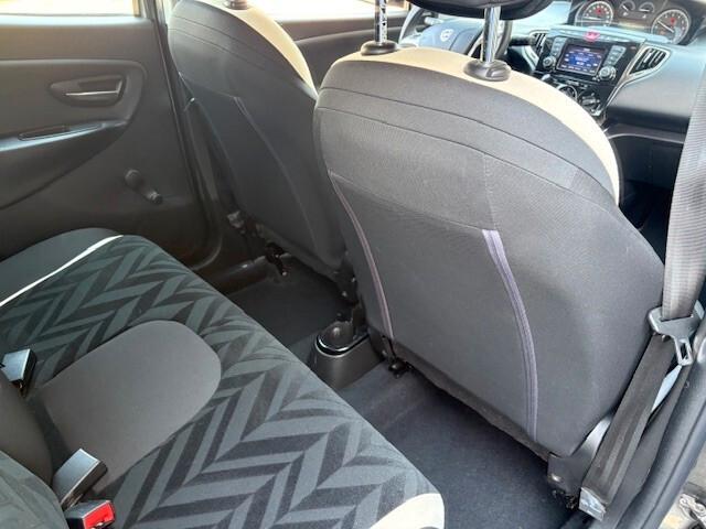 Lancia Ypsilon 1.2 69 CV 5 porte GPL Ecochic Gold