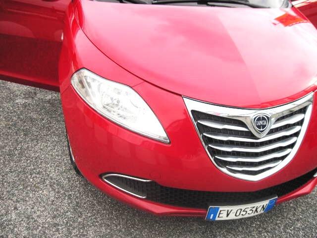 Lancia Ypsilon 1.3 MJT 16V 95 CV 5 porte GARANZIA