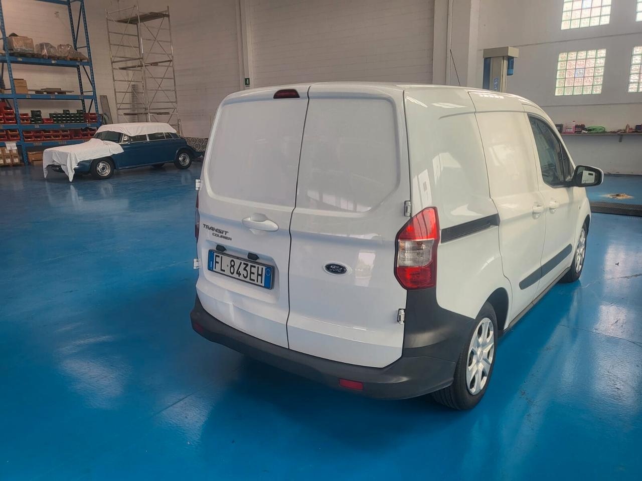 Ford Transit Courier Transit Courier 1.5 TDCi 75CV Van Entry