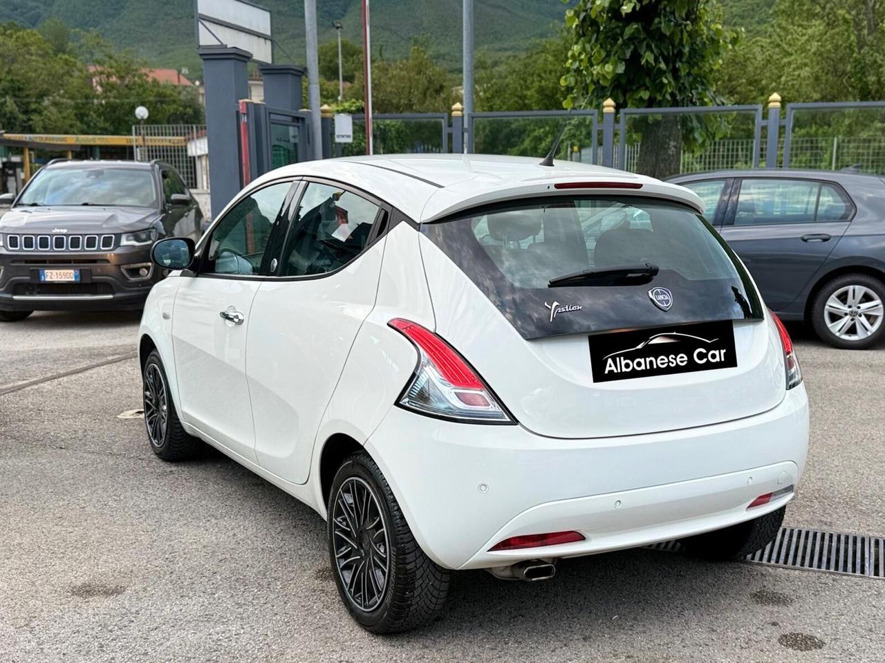 Lancia Ypsilon 1.2 Ecochic 69 CV GPL Gold