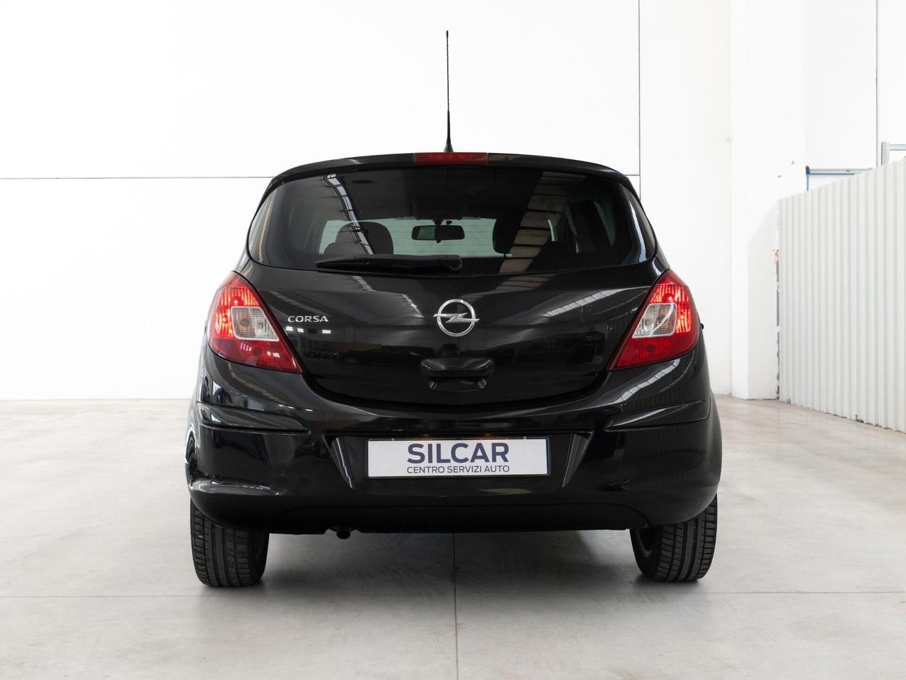 Opel Corsa 1.2 5 porte Elective