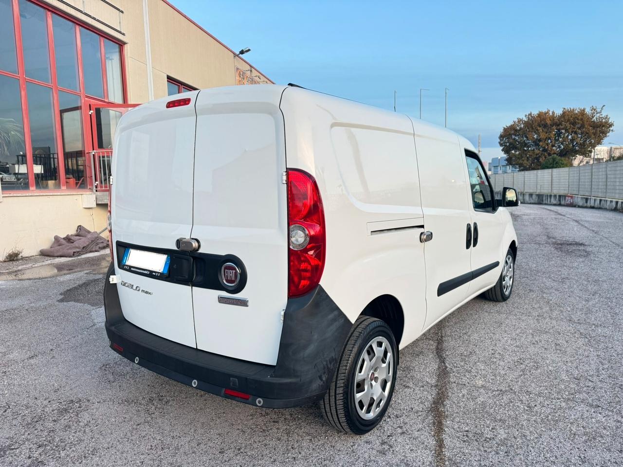 Fiat Doblo' cargo Maxi Autocarro 3 posti