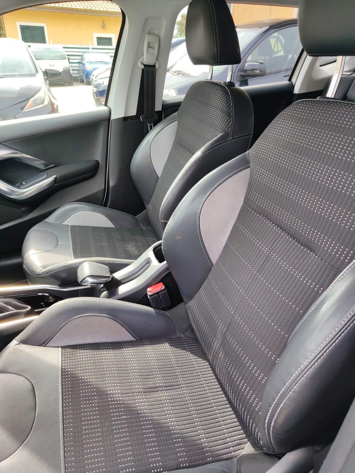 Peugeot 2008 1.6 e-HDi 115 CV Stop&Start Allure garantita