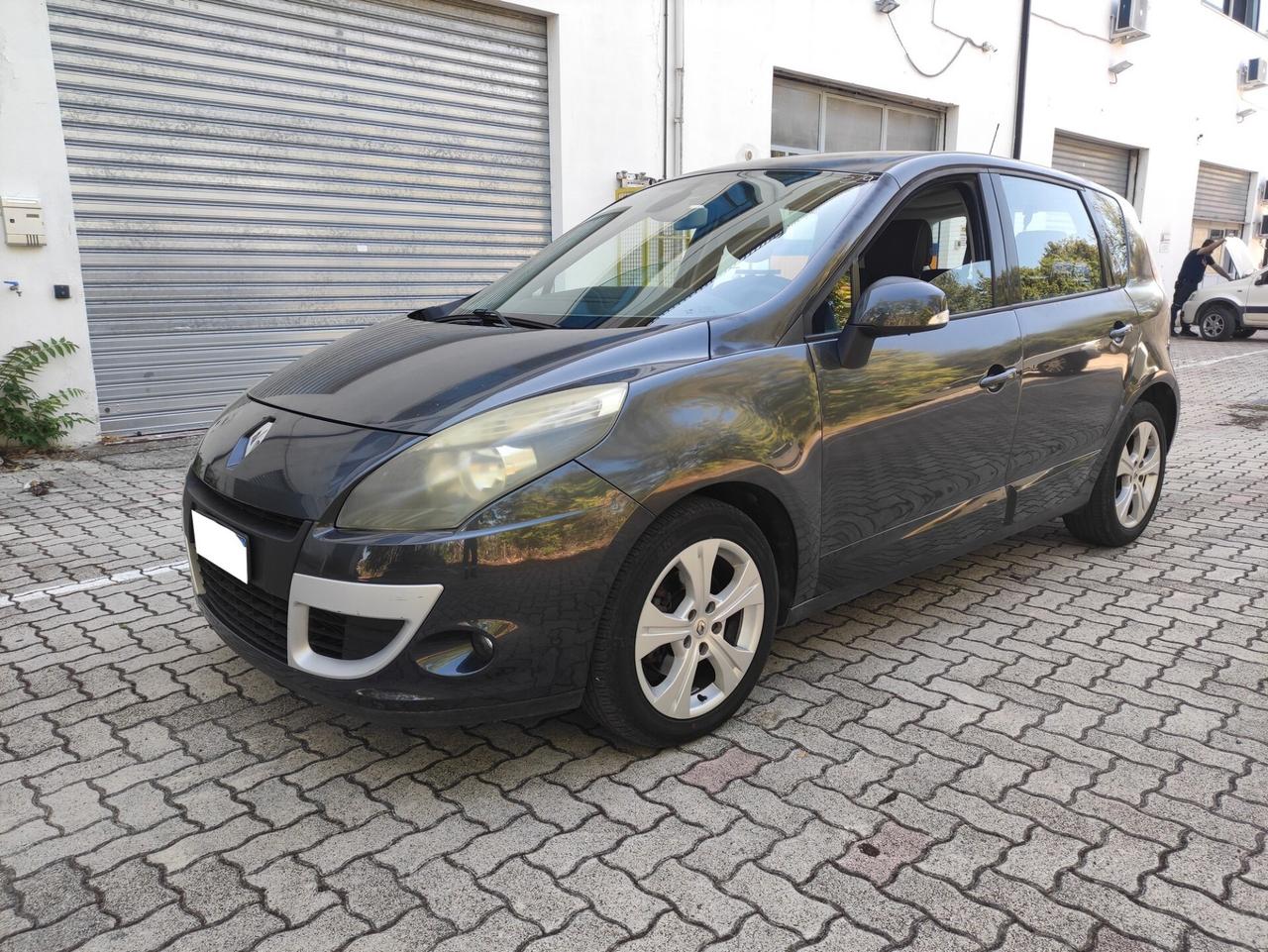 Renault Scenic Scénic X-Mod 1.5 dCi