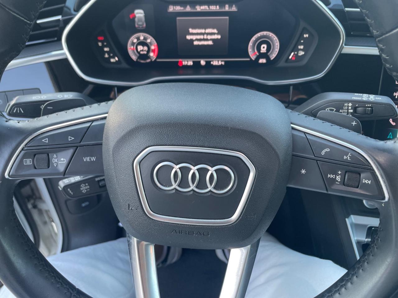 Audi Q3 35 TDI S tronic Business Advanced