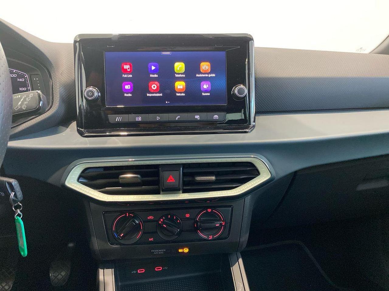 Seat Arona 1.0 ecotsi 95cv black edition