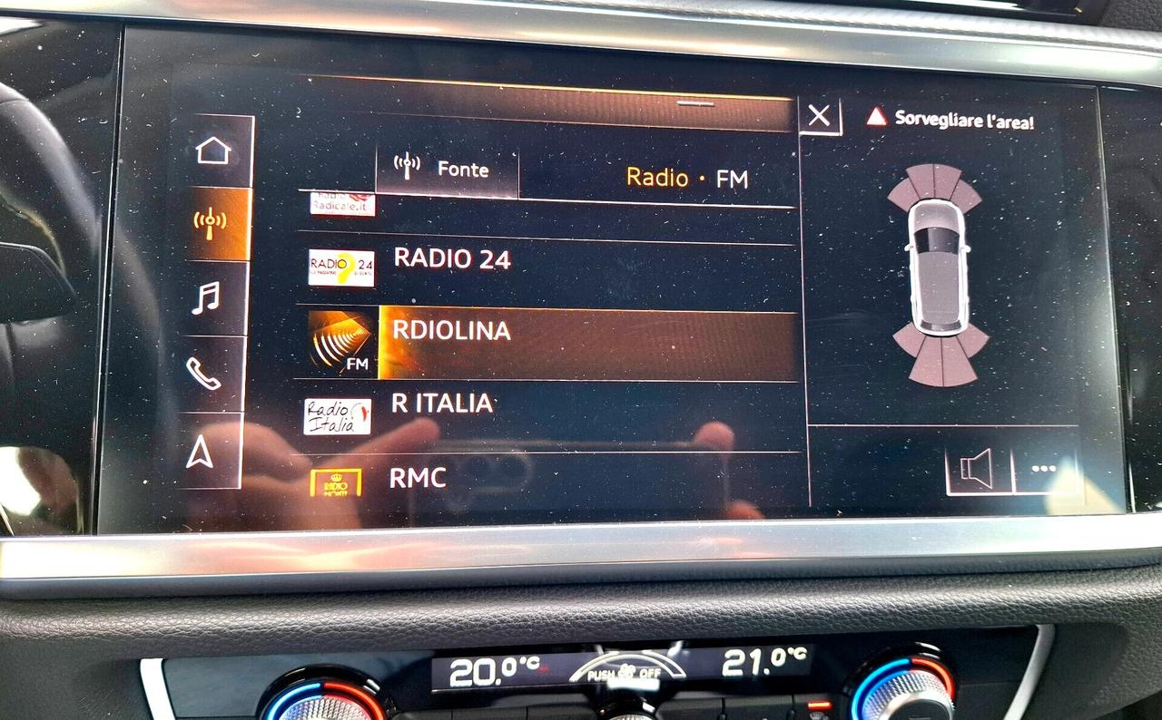 AUDI Q3 40 TDI quattro S tronic Business