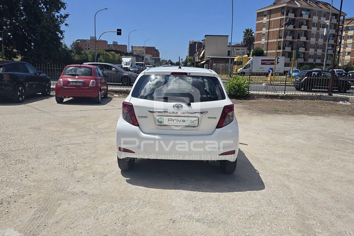 TOYOTA Yaris 1.0 5 porte