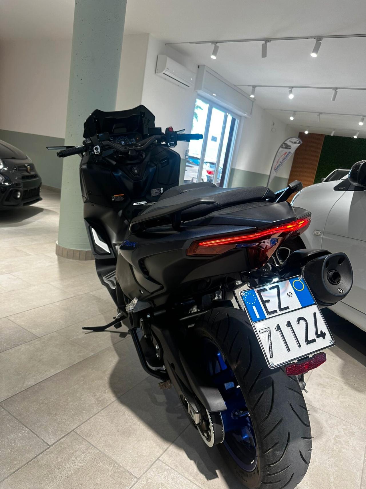 Yamaha TMAX 560