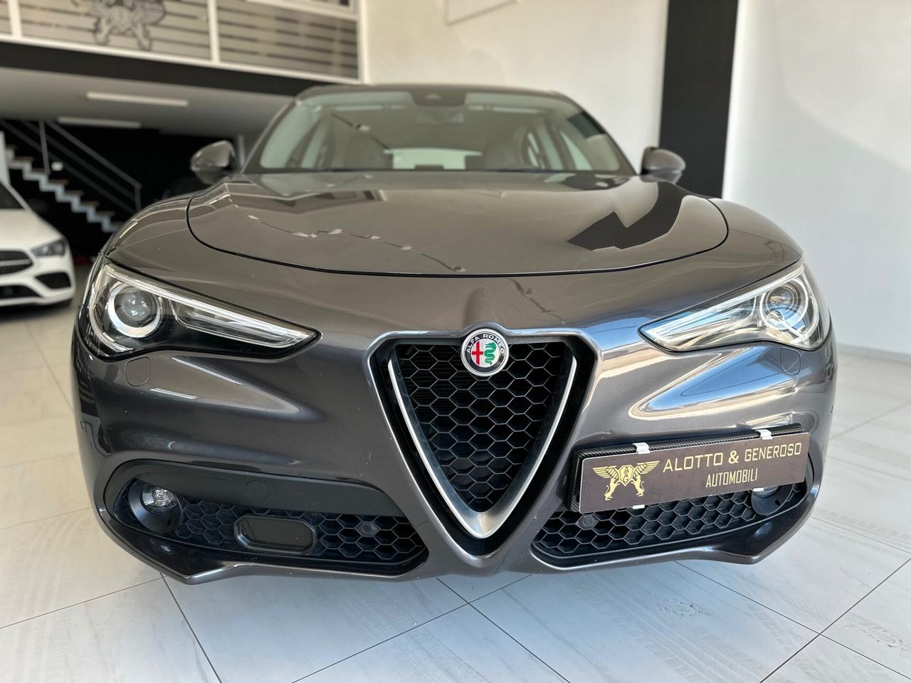 Alfa Romeo Stelvio 2.2 180 CV AT8