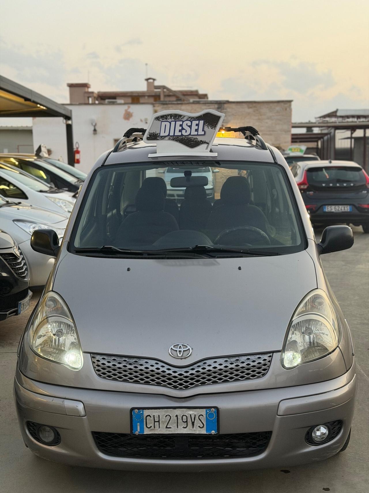 TOYOTA YARIS VERSO 1.4 DIESEL - GANCIO TRAINO OMOLOGATO