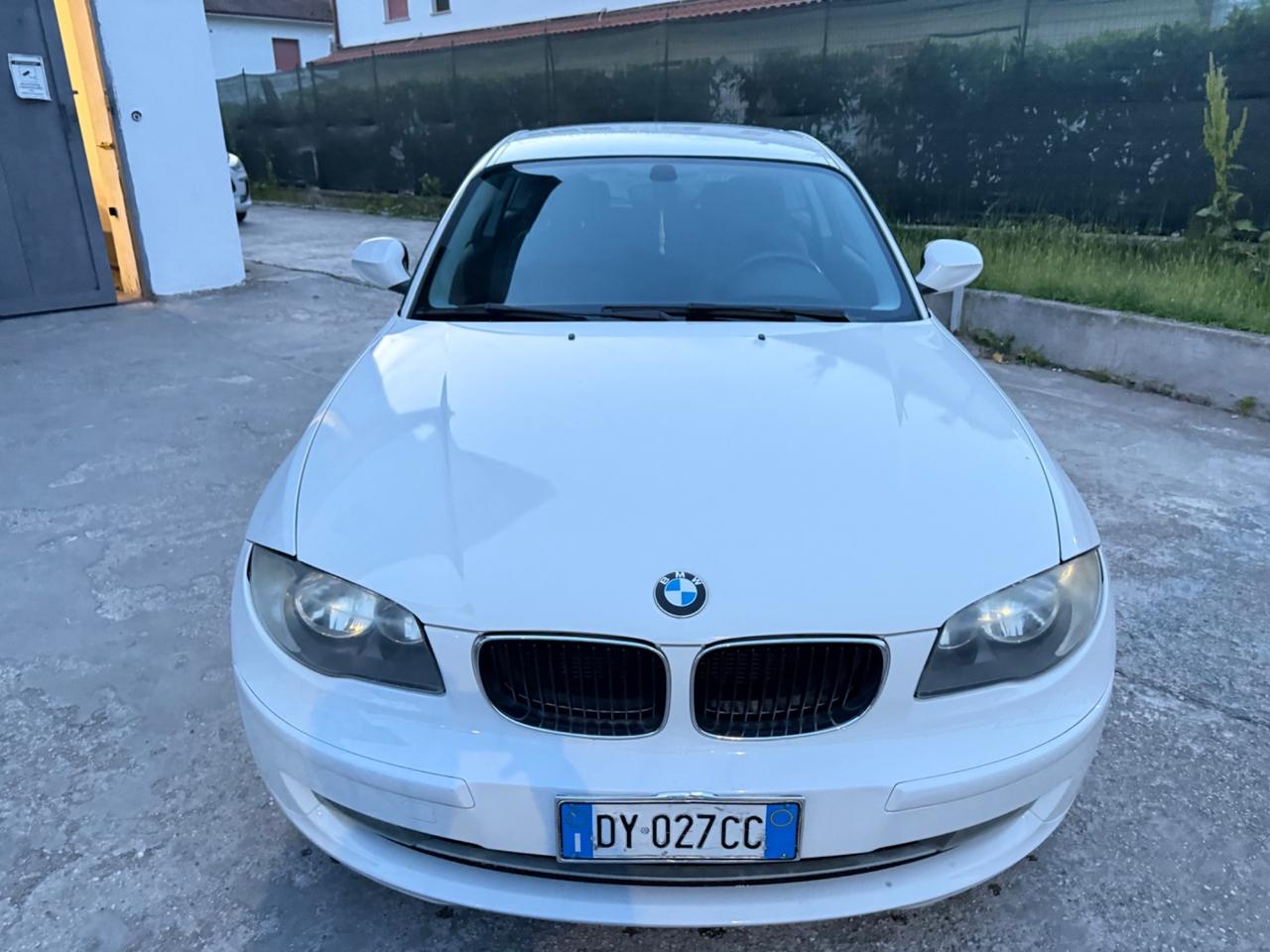 BMW SERIE 1 116D 2.0 DIESEL SOLI 77 MILA KM 09